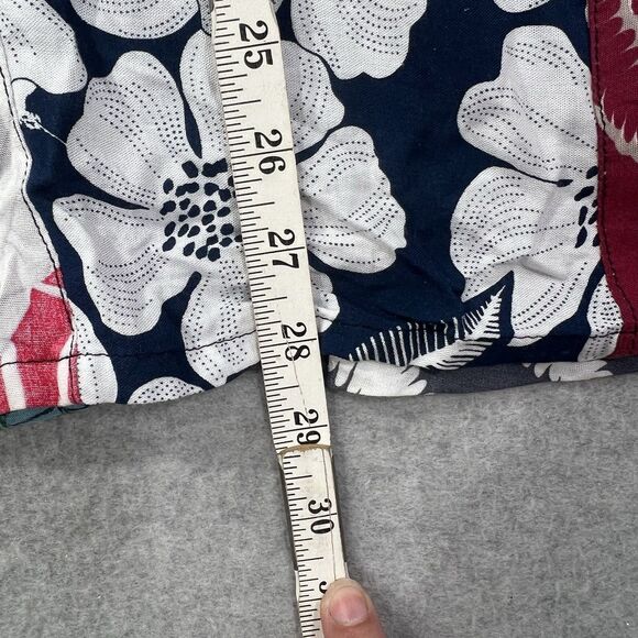 Island Goddess Aloha Hawaiian Button Up Shirt mens Medium Floral Patchwork - Picture 10 of 12